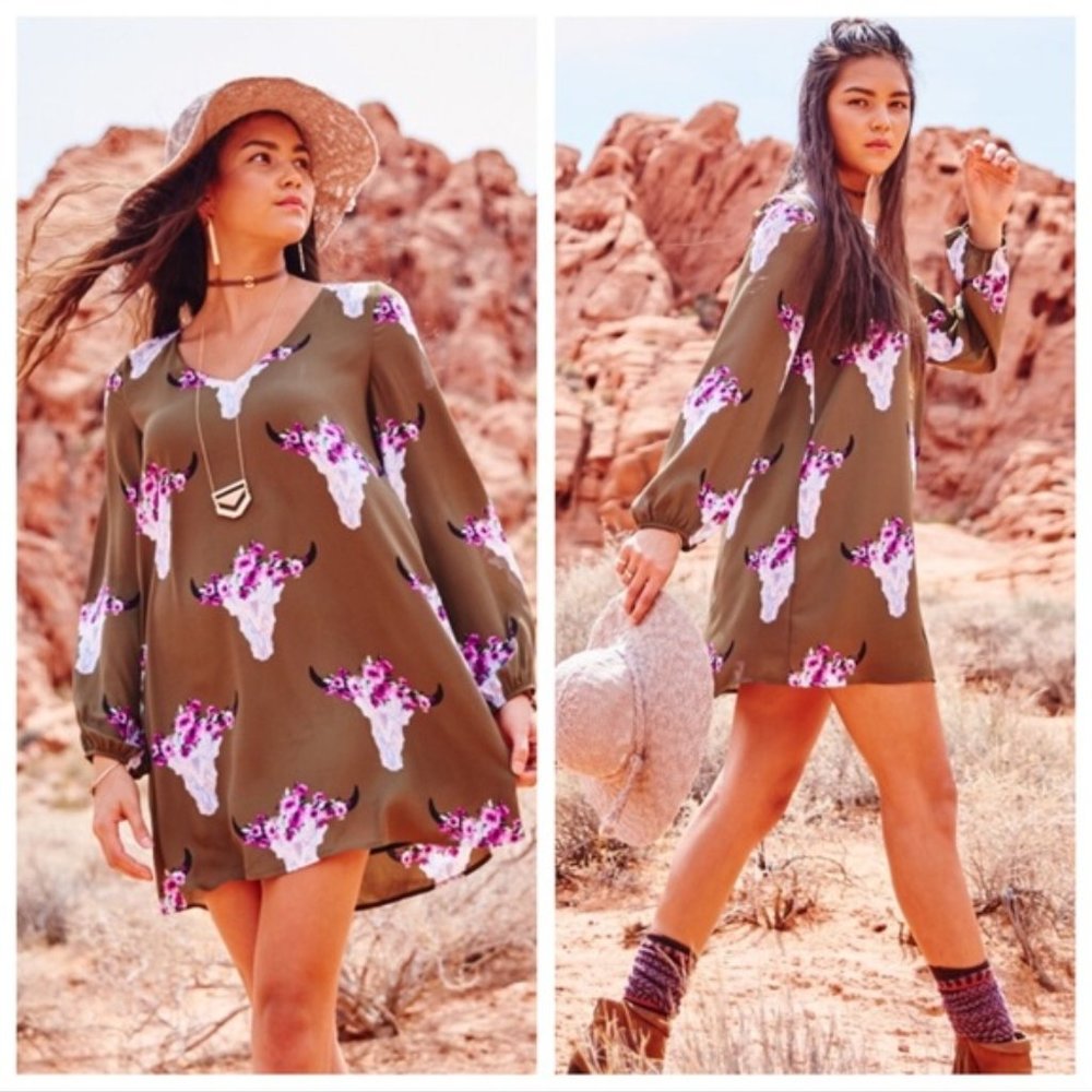Altar'd State Bull Head Floral Summer Tunic Dress